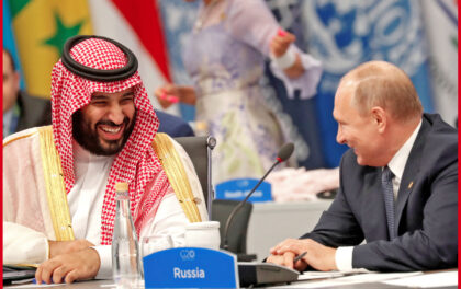 Bin Salman con Putin ad un vertice (foto d'archivio). Blinken va a Riad, ma Mohamed bin Salman chiama Putin