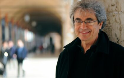 La guerra ucraina e il trionfo dell'ipocrisia. Carlo Rovelli: "La guerra ucraina e il trionfo dell'ipocrisia"