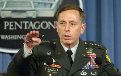 David Petraeus. Ucraina: lo scontro tra escalation e distensione (1)