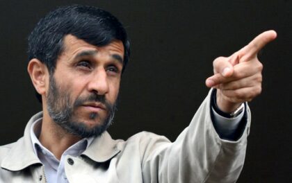 Ahmadinejad torna in campo