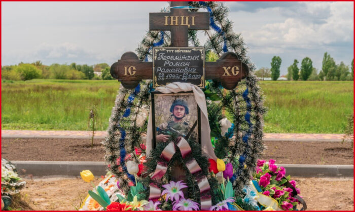 Cimitero di guerra Ucraino - tratto da Responsible Statecraft. Ucraina. La Rete Eisenhower: senza un accordo, l'estinzione dell'umanità