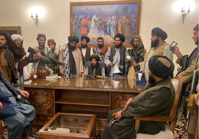 I talebani agli Usa: c'è il problema Kabul. Gli Usa: risolvetelo