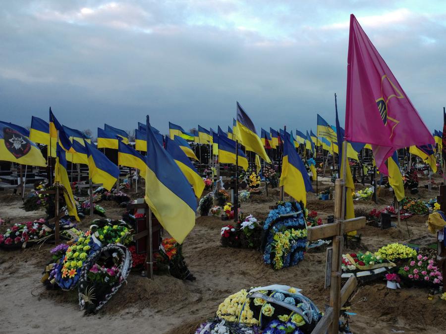Un cimitero della guerra ucraina