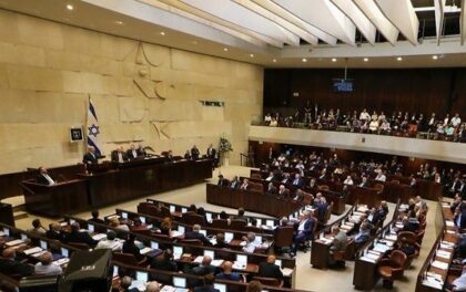 Netanyahu chiude il Parlamento per coronavirus