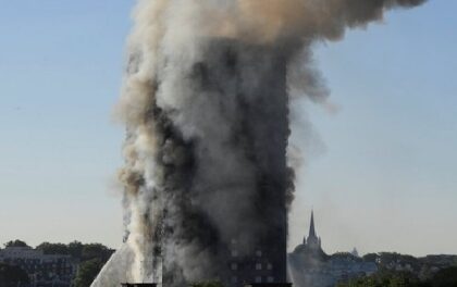 La May, Macron e l'incendio di Londra