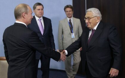 Putin incontra Kissinger