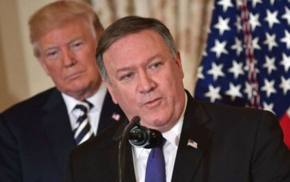 Caso khashoggi: nella foto Trump e Pompeo