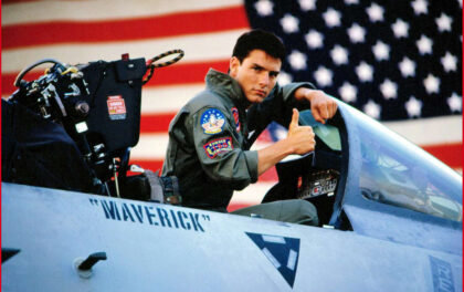 Tom Cruise in Top Gun. Ucraina, la guerra hollywoodiana e i suoi sciamani